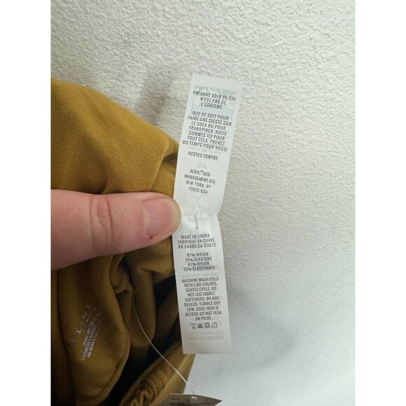 Offline by Aerie Small Real Me Smocked 3" Shortie Brown High Rise Pull On NWT - Picture 11 of 13